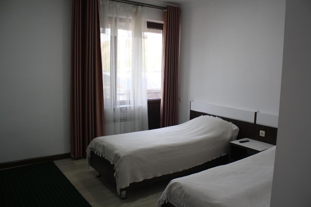 Saty Guest House Exterior foto